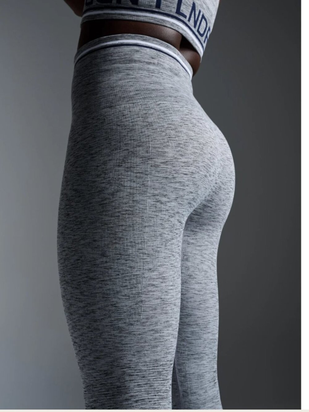 NWT - LNDR - Chisel Light 7/8 Legging - Color: Grey Marl - Size S / M - Picture 4 of 7